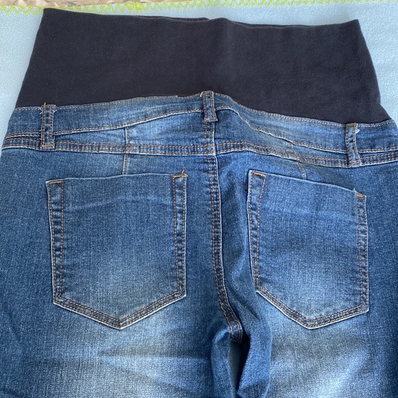 Thyme Maternity Cropped Jeans size S - Picture 8 of 15